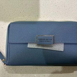 "Forever Better Originally from fashion" (NWT) Crossbody in Electric Blue